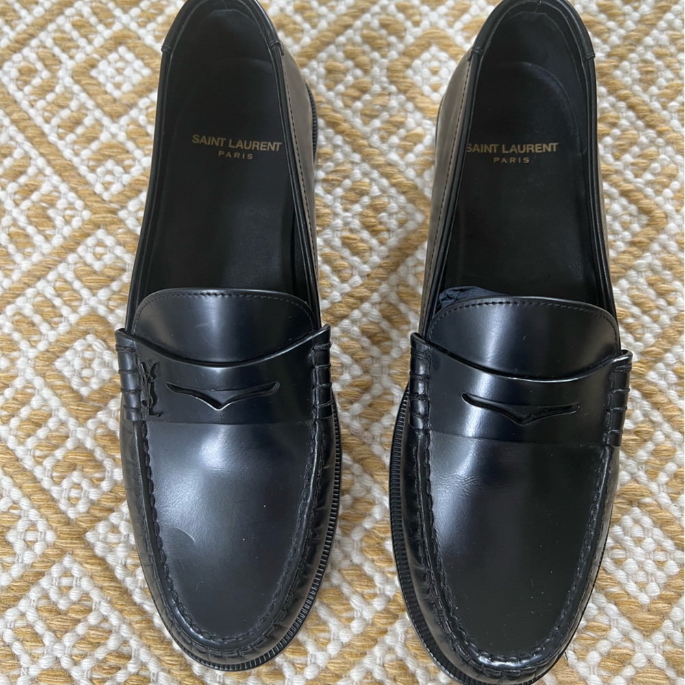 Saint Laurent Black Moccasin Loafers size 37.5 - runs small